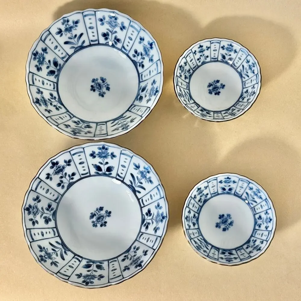 Japanese Tachikichi Blue White Mino Ware Porcelain Bowl Set, 2 Medium + 2 Small